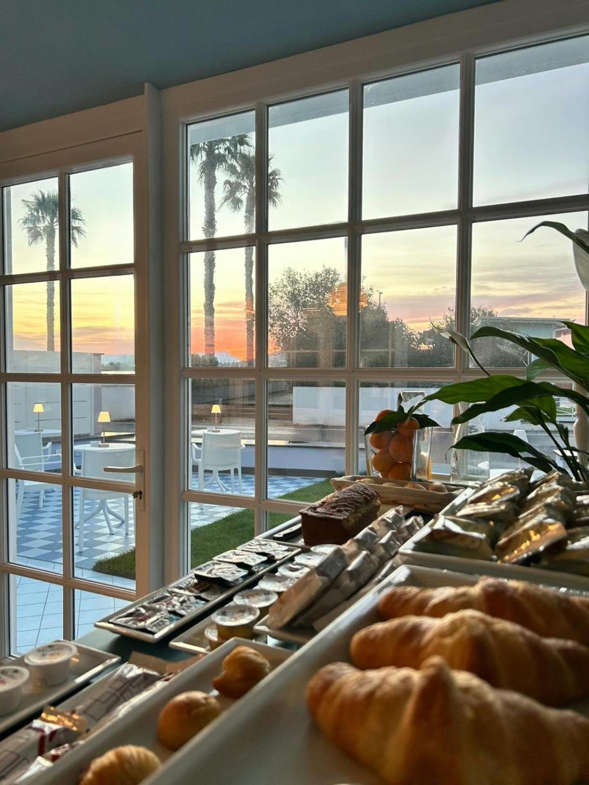 Villa Oteri Rooms & Bistrot Баколи Екстериор снимка