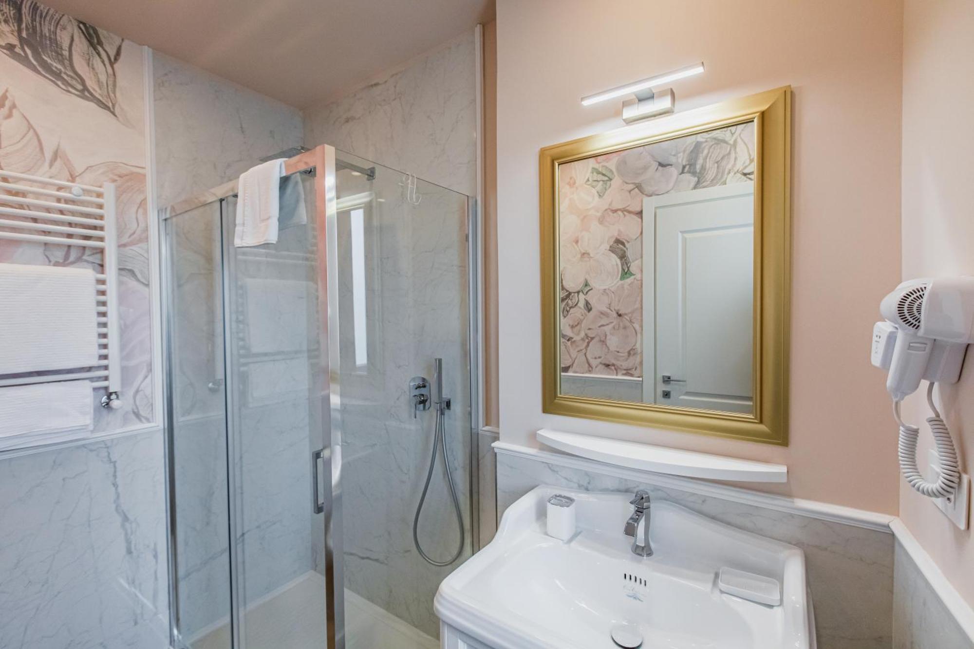 Villa Oteri Rooms & Bistrot Баколи Екстериор снимка